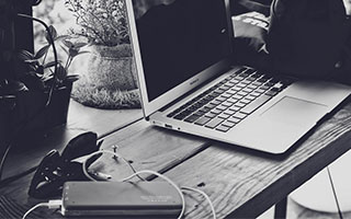 AIYOUXI.COM-Dota 2 新秀选手突破自我，dota2新人职业选手